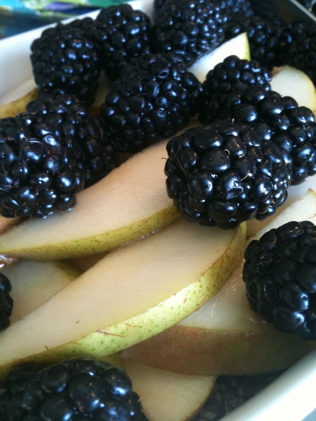 Raw Pear and Blackbery&nbsp;Tart